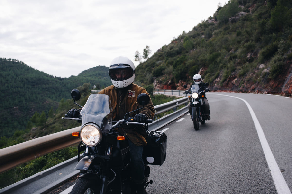 Jak przygotować motocykl do długiej podróży?