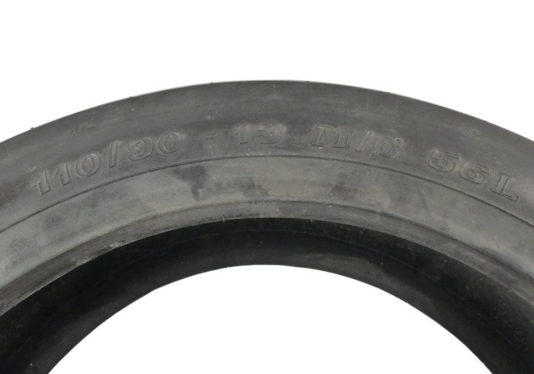 Opona 110/90-13  vee rubber mc 56l bezdętkowa