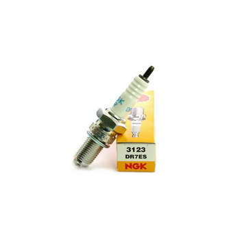 NGK świeca zapłonowa DR7ES (NR 3123) (X22ESR-U) Aprilia Pegaso 650 (92-00)