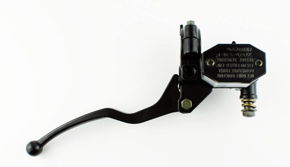 Dźwignia hamulca przedniego z pompą Junak 901, 901 sport 902 SUZUKI GN125 BARTON