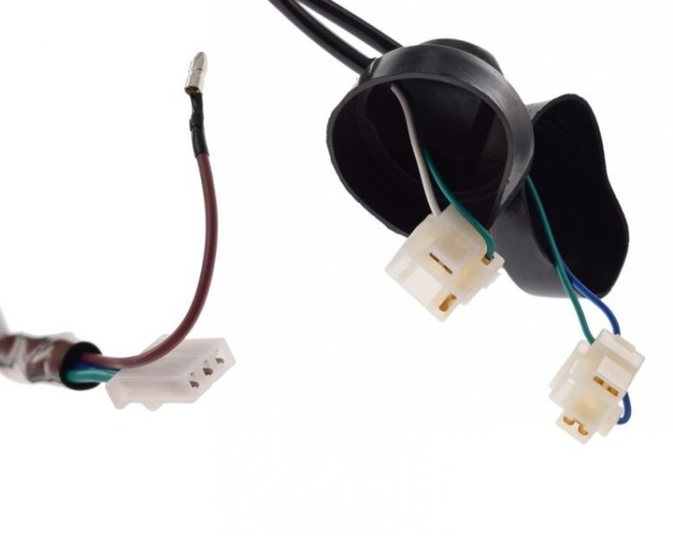 Gniazdo Żarówki Przód Junak 126 904 H4 T10 W5W