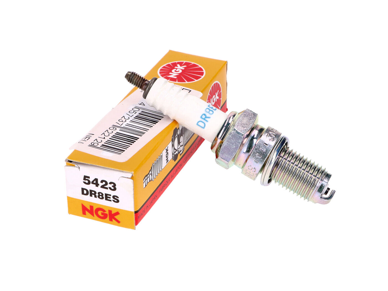 NGK świeca zapłonowa DR8ES (NR 5423) (X24ESRU) Honda CB 250 400 750 900 CBX