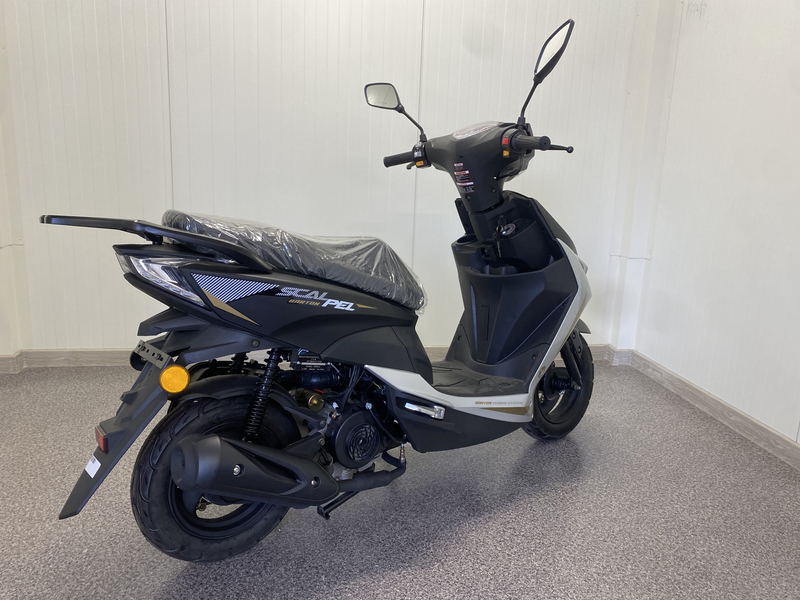 MOTOROWER OSOBOWY YIBEN YB50QT-3 00 00 BARTON SCALPEL 50 YB50QT-3