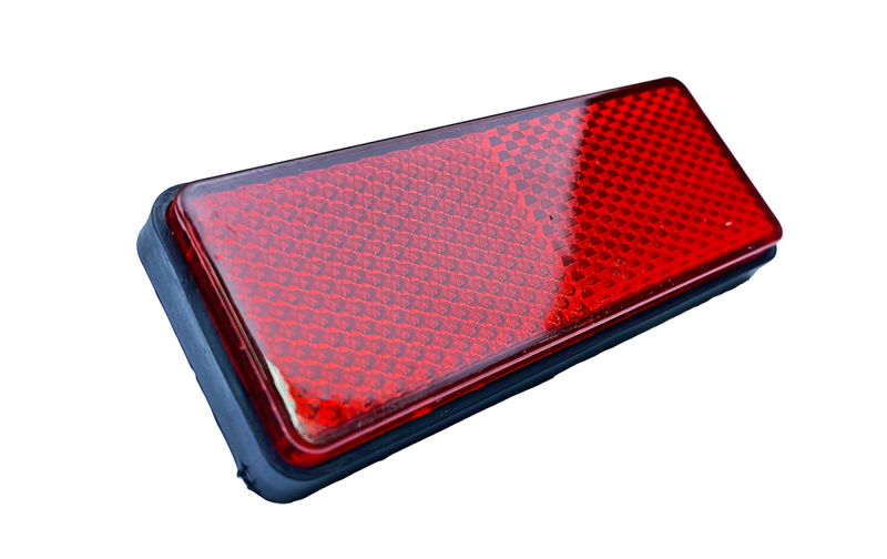 Odblask czerwony prostokątny uniwersalny motocykl motorower quad