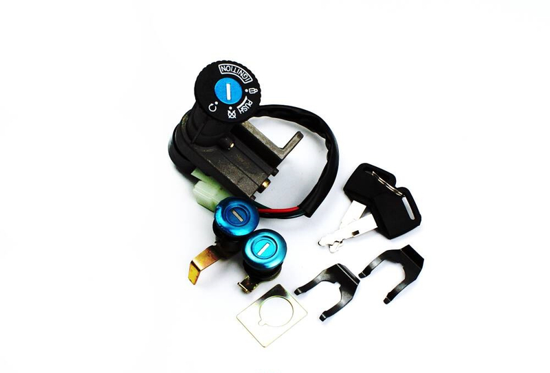 Stacyjka zamki kluczyki 4t żbik triad koyot rally