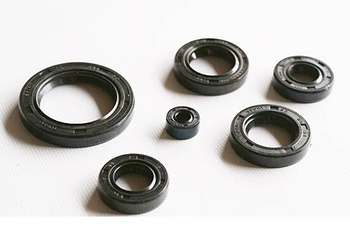 Simmeringi uszczelniacze CGB200 CG150 CB150 CB250