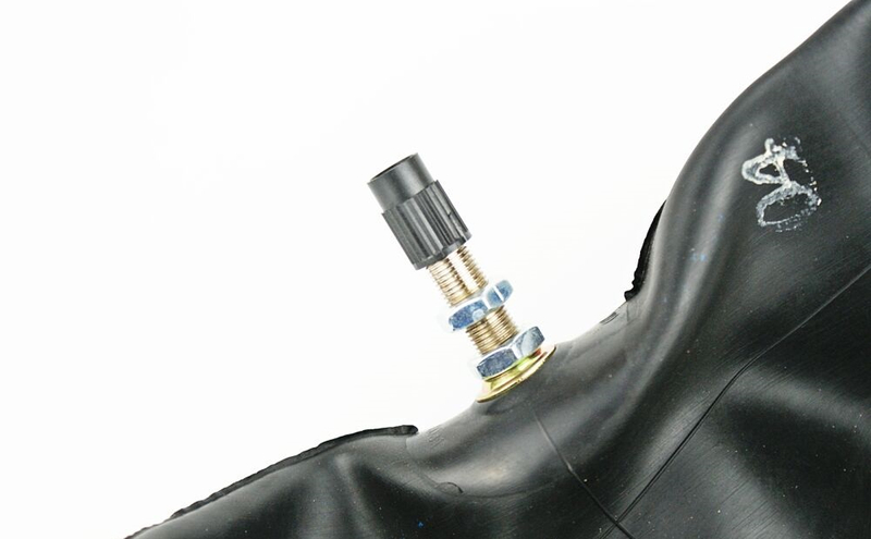 Dętka Boss 130/90-15 wentyl prosty TR4