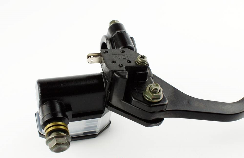 Dźwignia hamulca przedniego z pompą Junak 901, 901 sport 902 SUZUKI GN125 BARTON