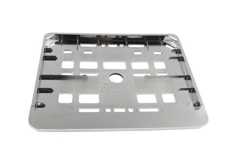 Ramka do polskiej tablicy rejestracyjnej bez nadruku metalizowana duża