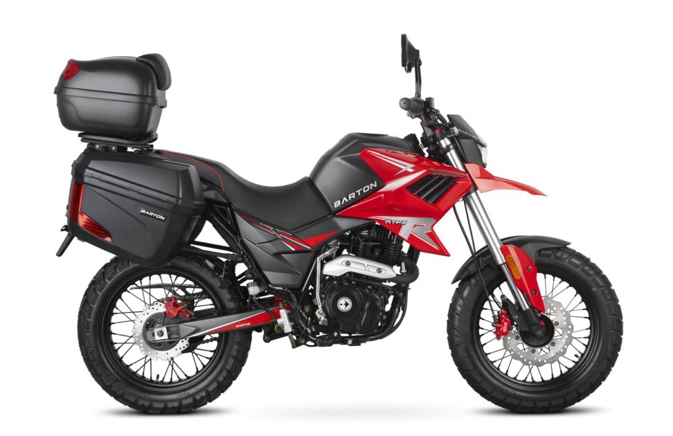 Motocykl Barton Hyper 125 z Kuframi czerwony