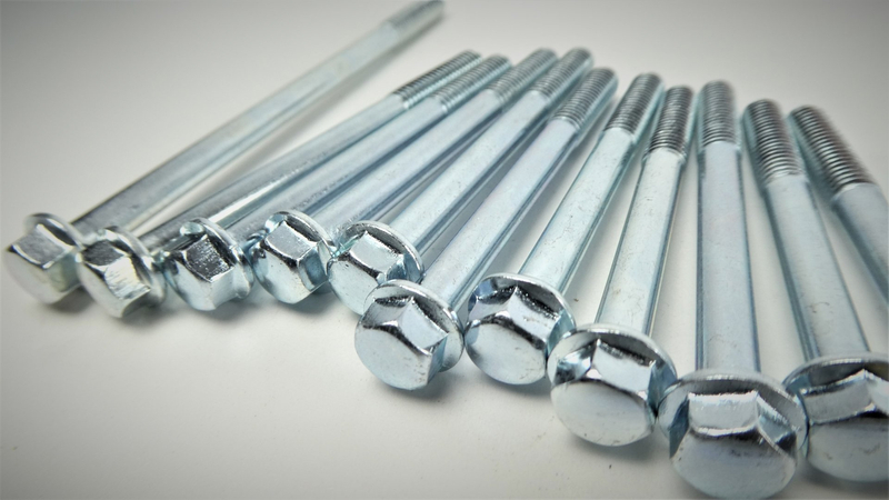 Komplet śrub do silników 50-125ccm