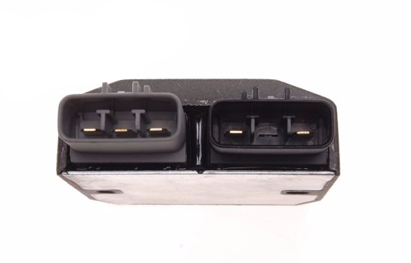 Regulator napięcia yamaha xvs 1300 r1