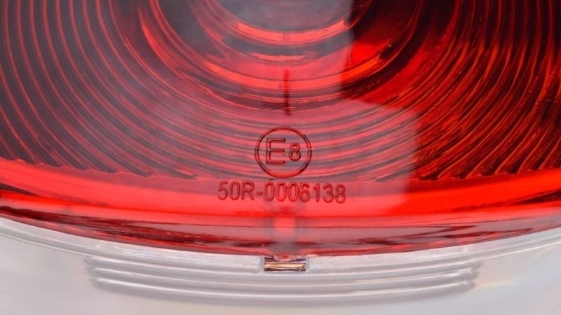 Lampa tył BAY15D chrom czerwony klosz uniwersalna