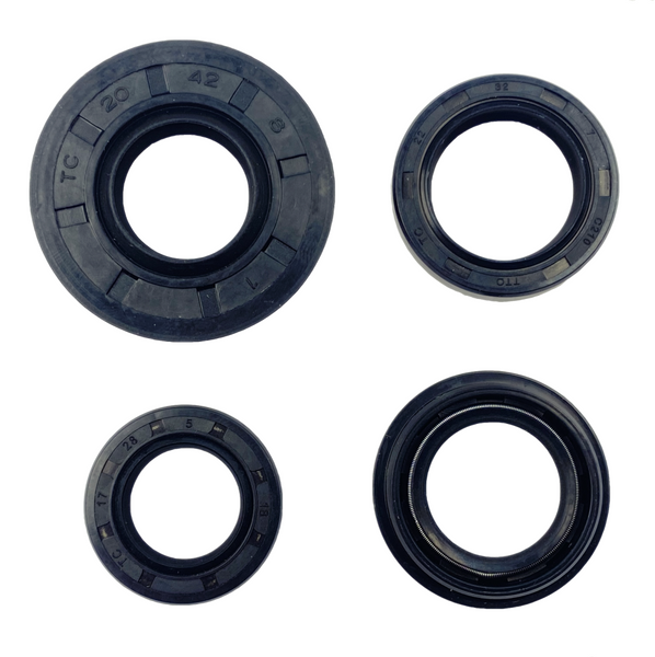 Uszczelniacze simmeringi 4 sztuki 2T Malaguti Yamaha Aprilia Keeway