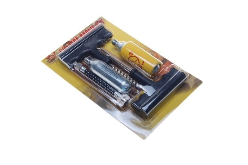 Zestaw naprawczy opon opona przebite koła co2