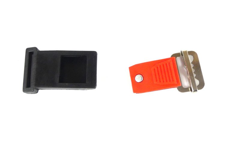 Uniwersalne zapięcie klamra kasku plastik