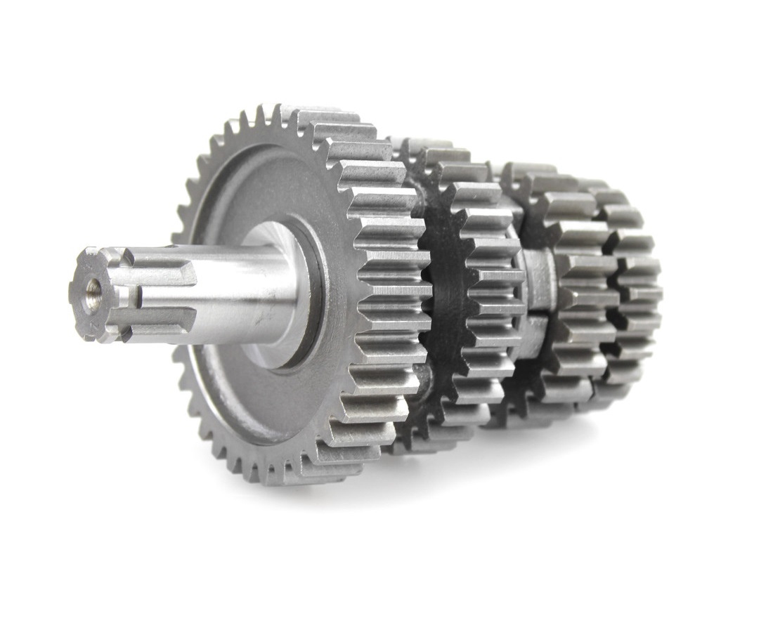 Wałek zdawczy skrzyni biegów do silników 140 z rozrusznikiem Pitgang 140XD