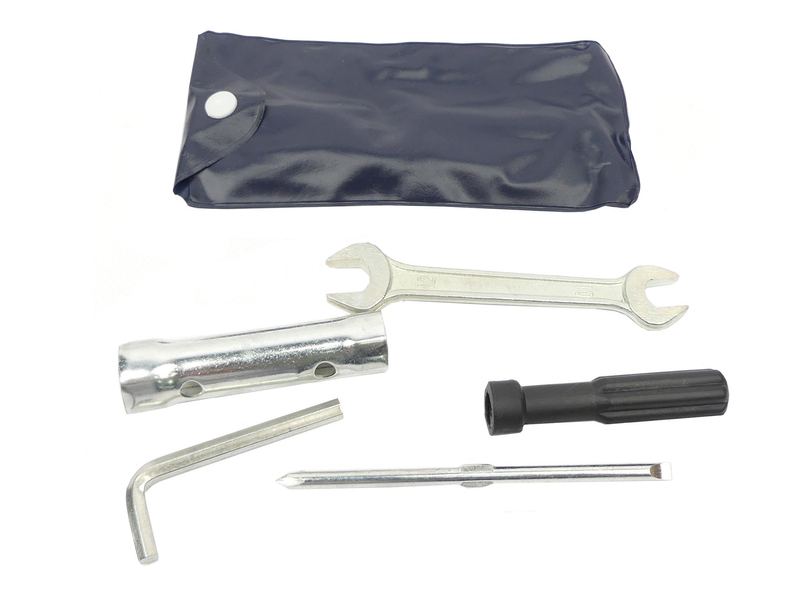 Zestaw narzędzi kluczy śrubokręt skuter Gy6 4T