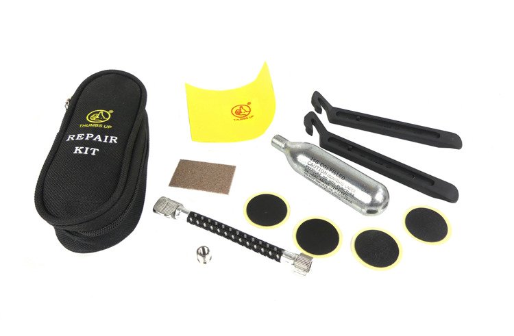 Zestaw naprawczy dętki łatki klej nabój co2