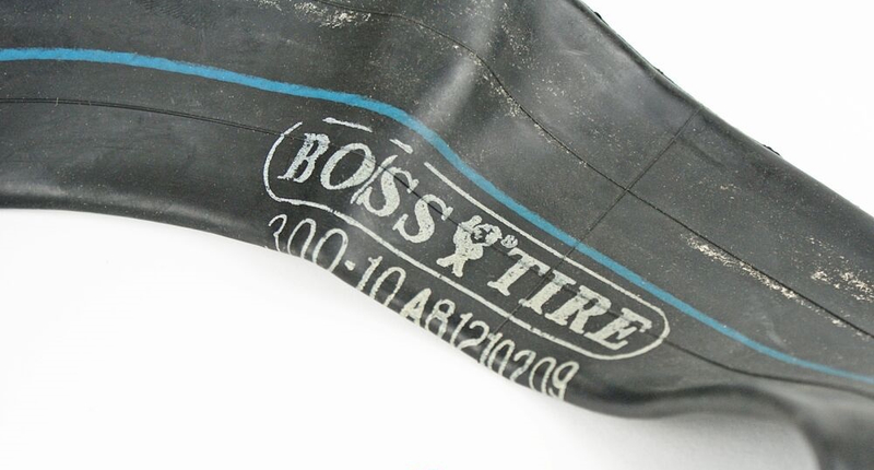 Dętka Boss 3,00-10 / 80/65-6 wentyl kątowy