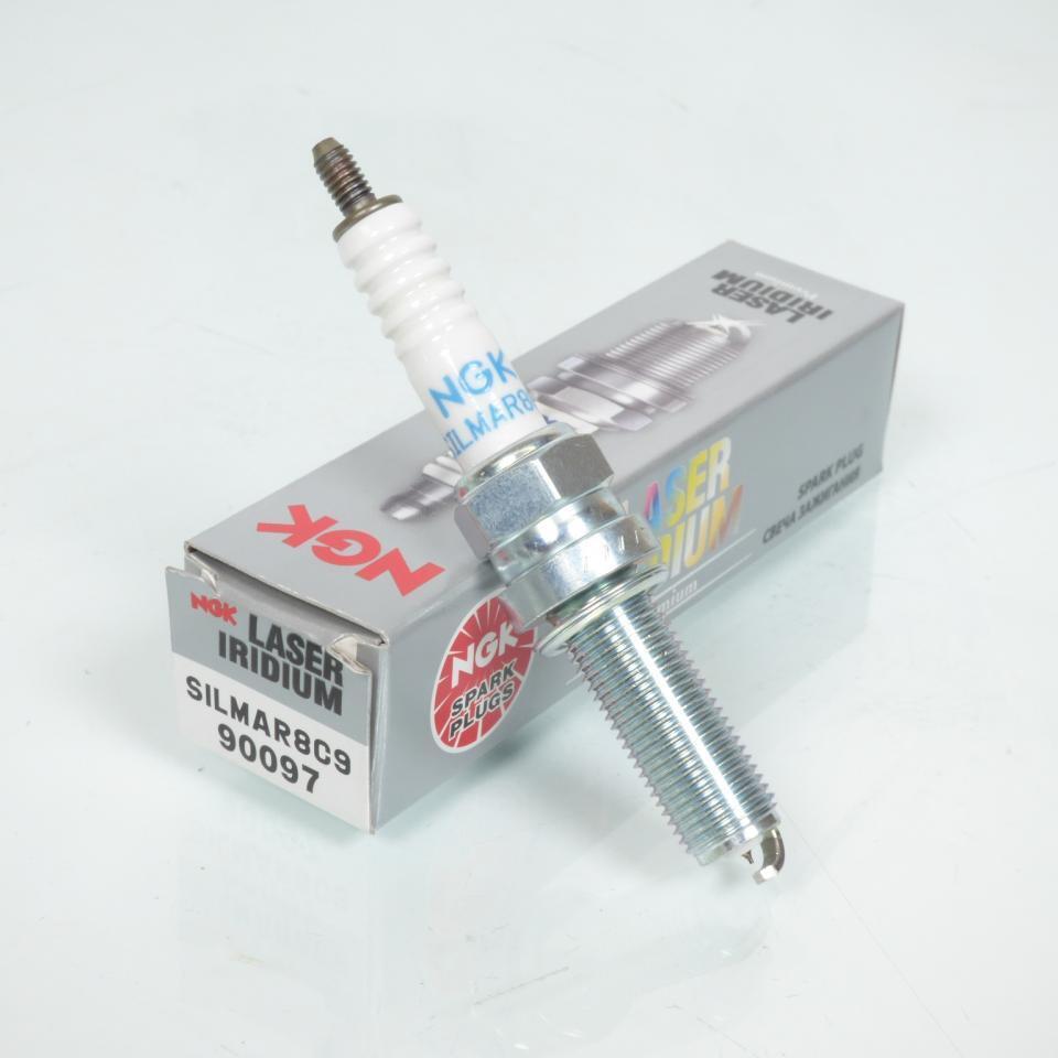 NGK świeca zapłonowa SILMAR8C9 (NR 90097) Honda NSS 125 Forza 15-18r.