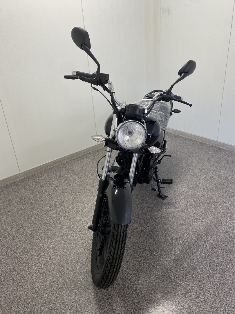 Motocykl Barton Classic 125 Chopper czerwony