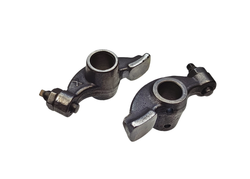 Dźwigienki zaworowe 4T GY6 139QMB 50cc 2 sztuki typ 2 wklęsłe