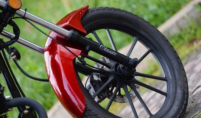 Motocykl Barton Classic 125 Chopper czerwony