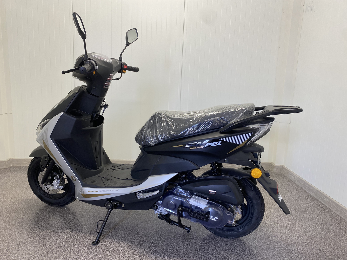 MOTOROWER OSOBOWY YIBEN YB50QT-3 00 00 BARTON SCALPEL 50 YB50QT-3