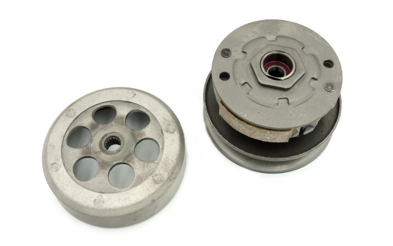 Sprzęgło automatyczne do skutera 2T 50cc JOG50