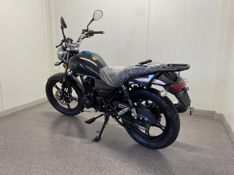 Motocykl Barton Classic 125 Chopper czarny