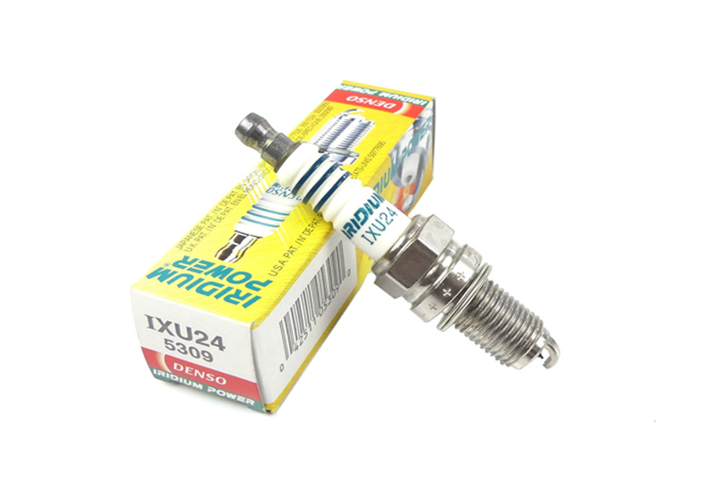 Denso świeca irydowa IXU24 (DCPR8EIX) BMW F 650 800 R 1200 Can-Am Ducati KTM