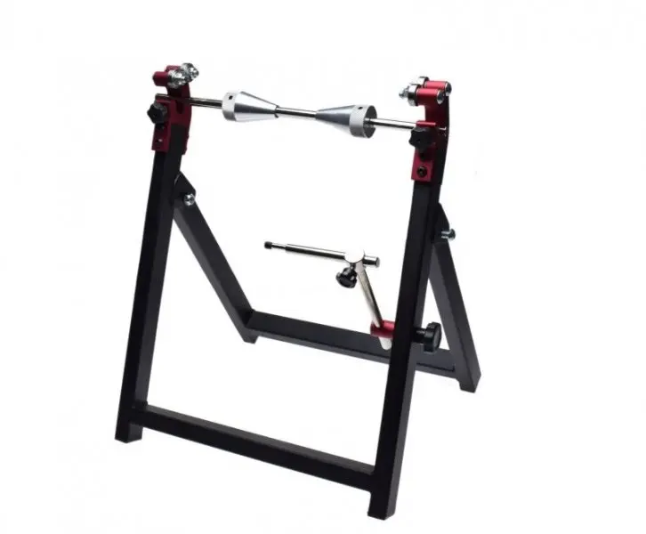 Przyrząd do centrowania kół motocyklowych centrownica