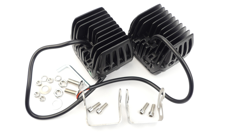 Lampa robocza 9 led 24w 2200Lm 6x dioda przód 3x dioda boczna doświetlanie obszaru roboczego