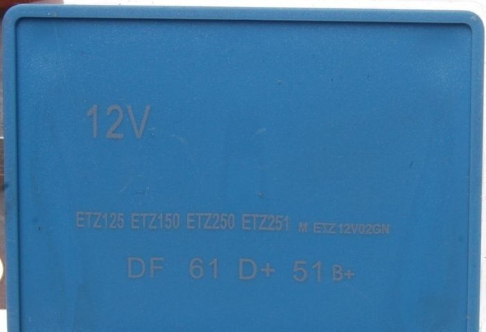 Regulator napięcia 12V MZ 150 250 251 TS250/1 301