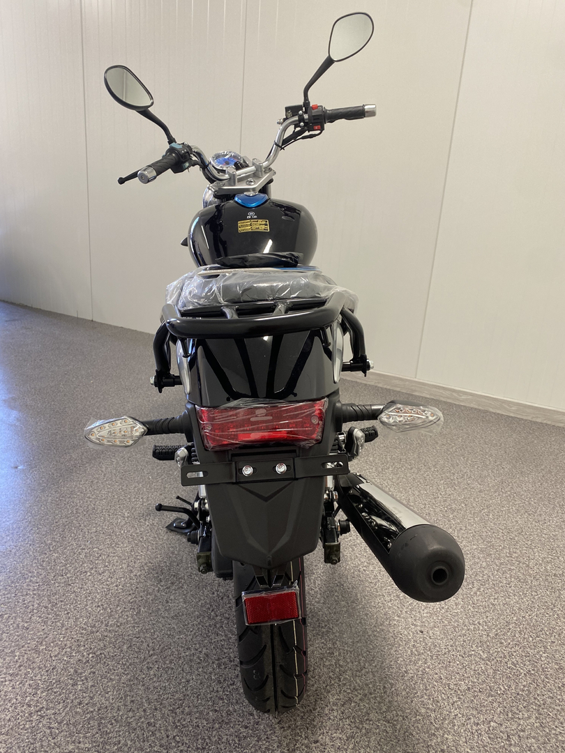 Motocykl Barton Classic 125 Chopper czarny