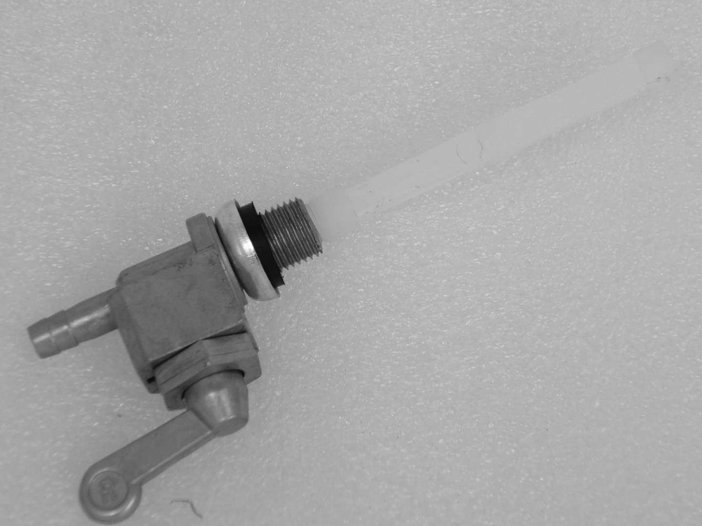 Kranik paliwa do motorowerów Simson S51 gwint M10