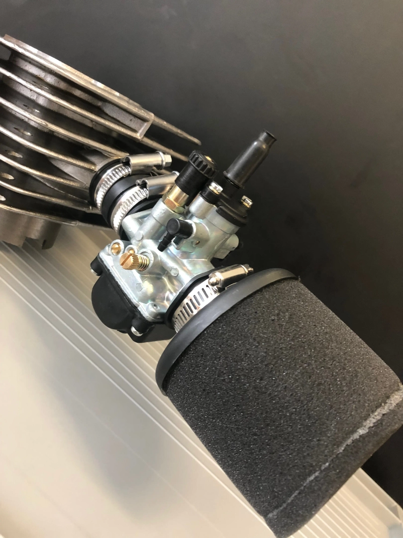 Gaźnik 21mm króciec filtr powietrza gąbka WSK 125 do zapłony CDI