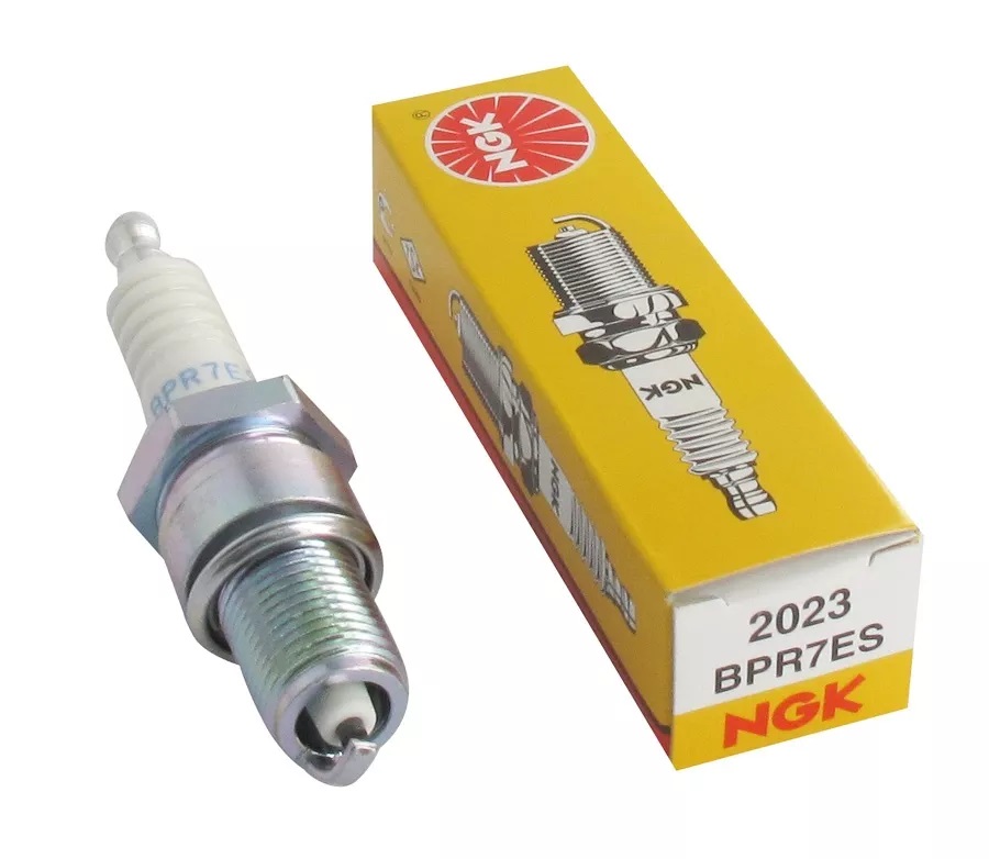 NGK świeca zapłonowa BPR7ES (NR 2023) Yamaha BT SR XV XVS TR1 Suzuki RG